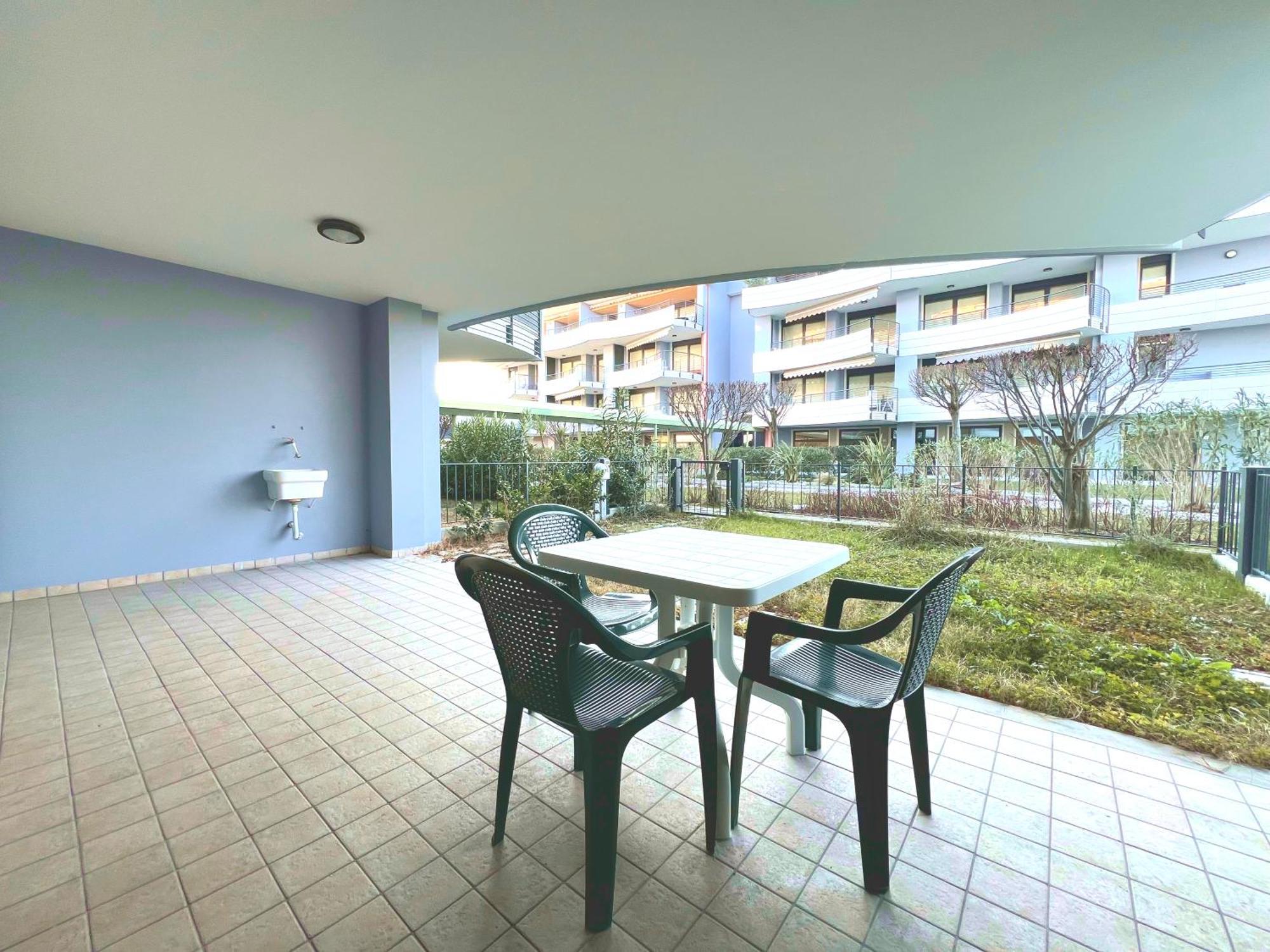 Costa Azzurra Apartment Grado Rum bild