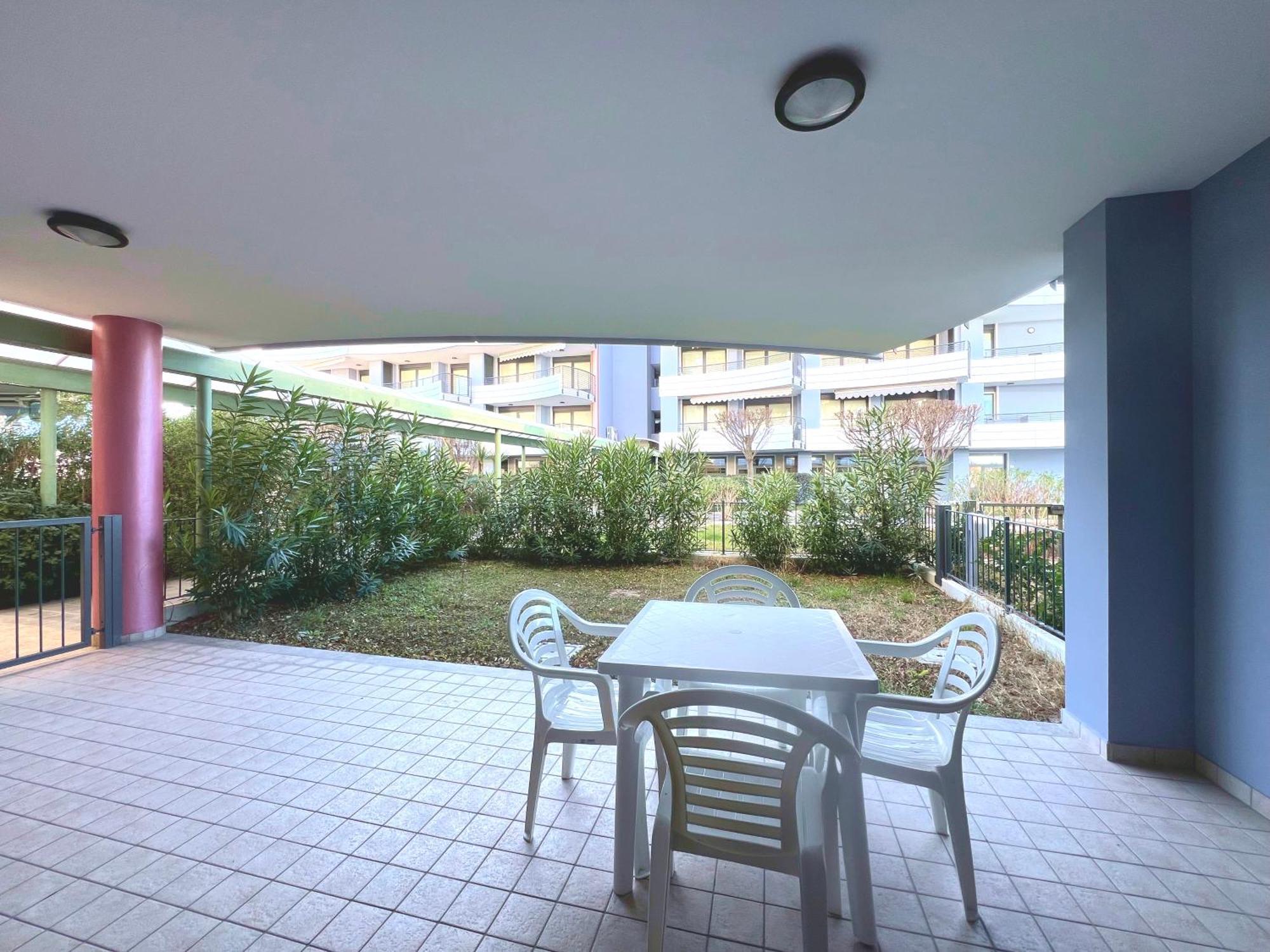 Costa Azzurra Apartment Grado Rum bild